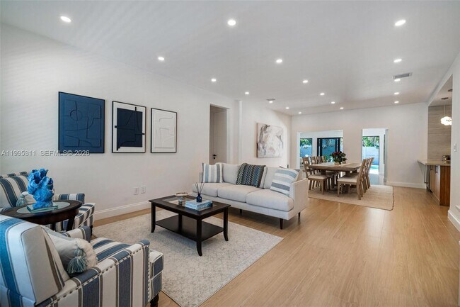 Building Photo - 696 NE 67th St