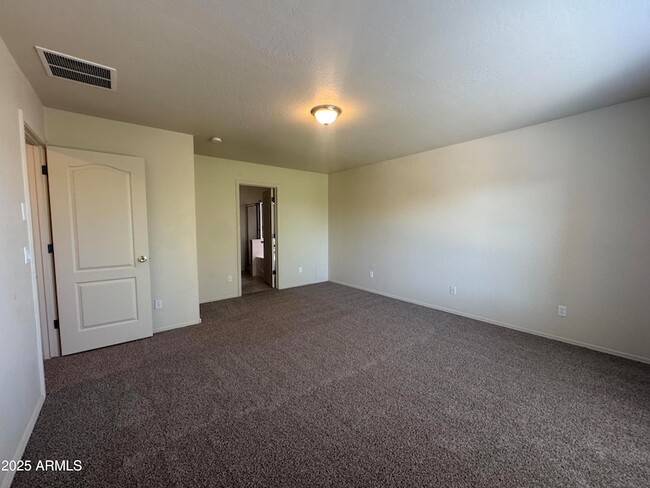 Building Photo - 25184 W Cranston Ln