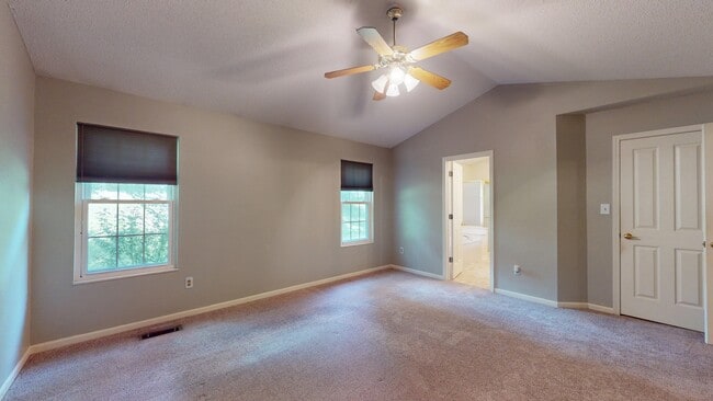 Building Photo - 1125 Butternut Ln