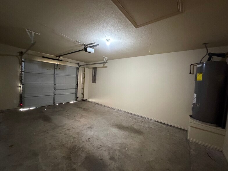 Building Photo - 5809 Swords Dr