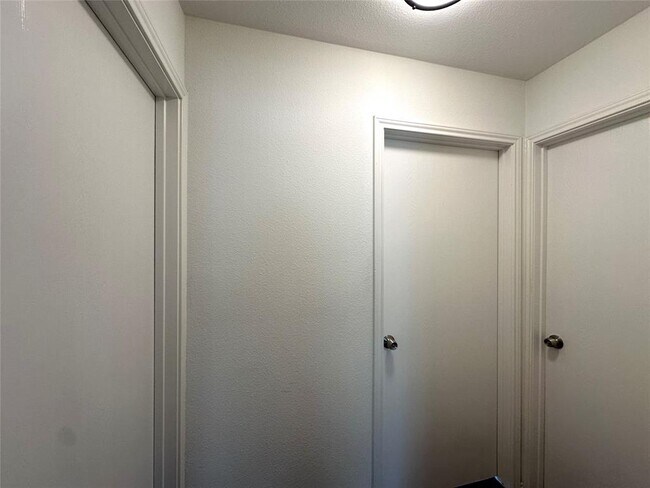 Building Photo - 11600 Mary Hargrove Ln