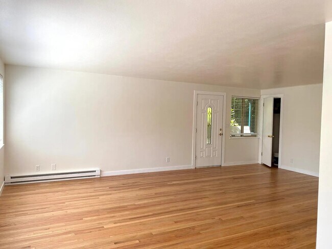 Building Photo - 1440 NW 60th St