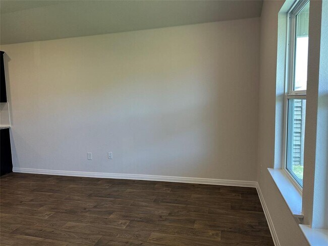 Building Photo - 13713 Howser Trce