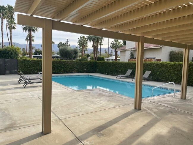 Building Photo - 74606 Driftwood Dr