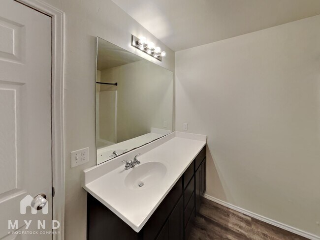 Building Photo - 10529 NW 19th St