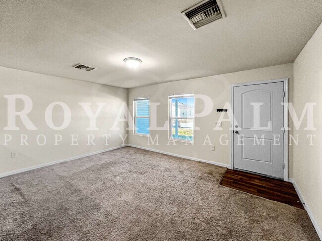 Building Photo - 3BR/2BA Duplex in Vistanna Villas | Garage + Resort Pool!