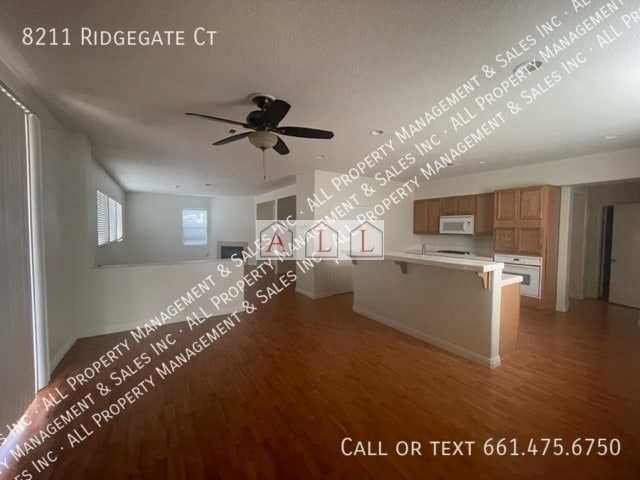 Building Photo - 8211 Ridgegate Ct