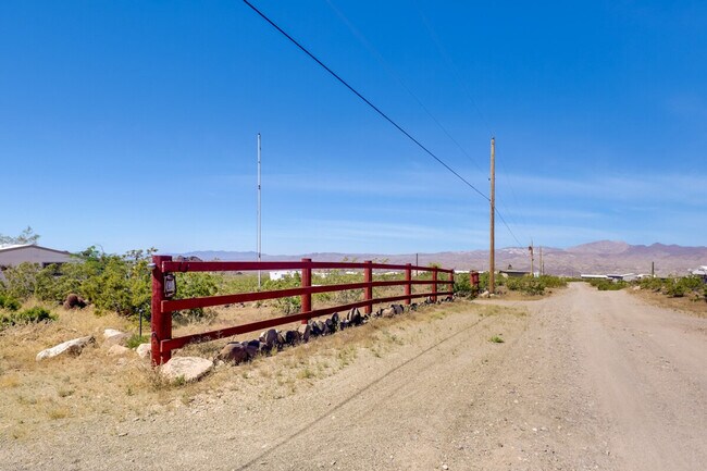 Building Photo - 4170 Mohave Ln