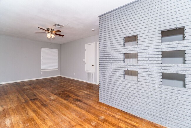 Building Photo - 3-BEDROOM HOME IN RIDGEVIEW, NORTH EAST ISD