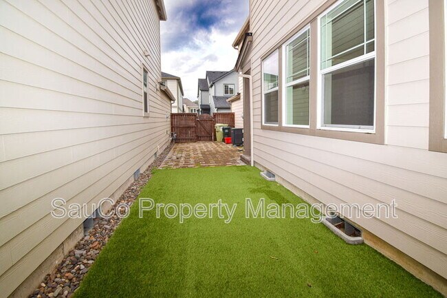 Building Photo - 14983 NW Cosmos St