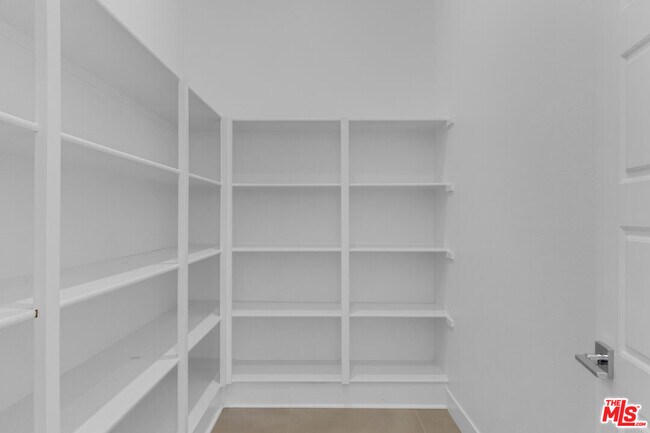 Building Photo - 20056 Mersey Ln