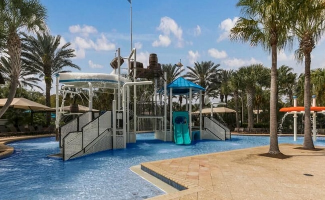 Building Photo - Resort-Style Living in Del Webb at Nocatee!