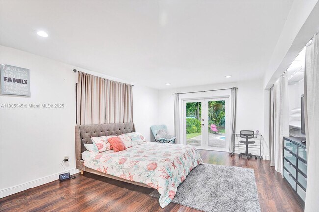 Building Photo - 17000 NW 18th Ave