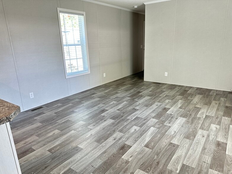 Building Photo - 2239 Wellington Green Dr