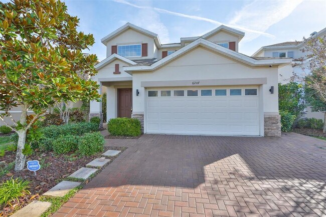 Building Photo - 6207 Voyagers Pl