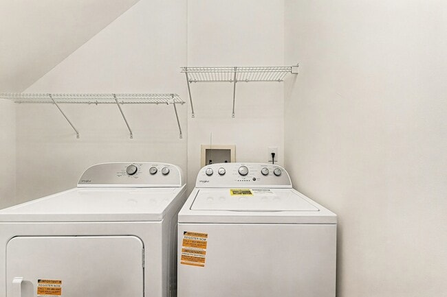 Building Photo - 8816 Caswick Ct