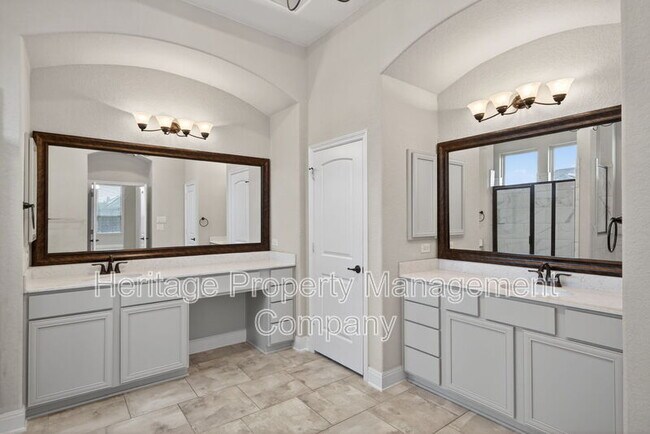 Building Photo - 3225 Harvest Crest