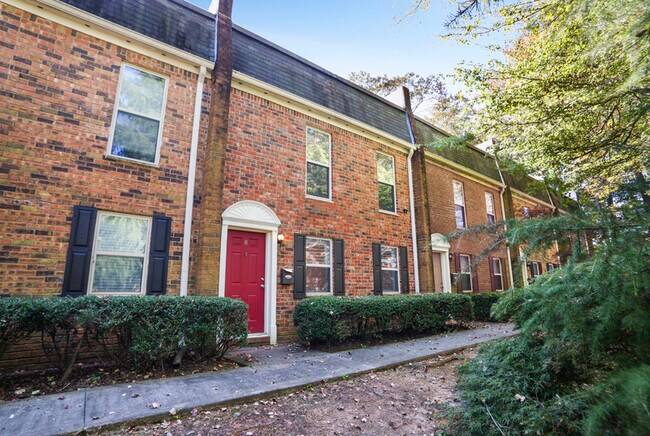 Building Photo - 115 Winding River Dr