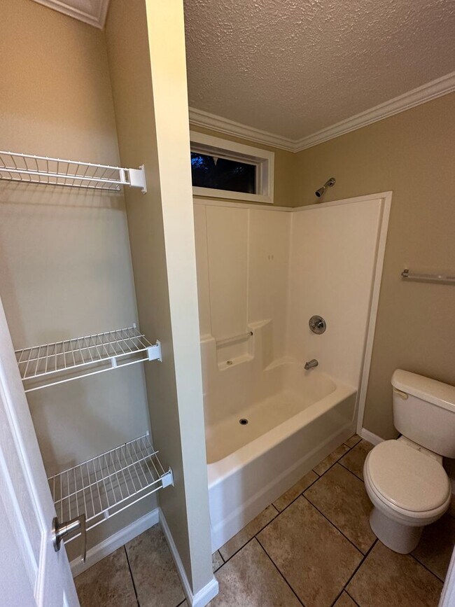 Building Photo - 5 BR, 3.5 BA, 2432sf home on almost 17 acres!