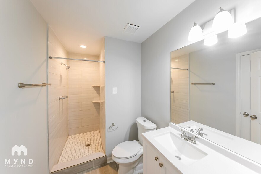 Building Photo - 5217 Starlite Dr