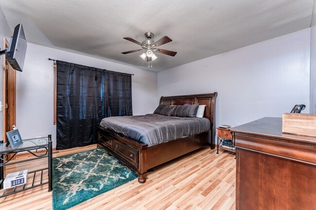 Building Photo - 9 Riddle Ct