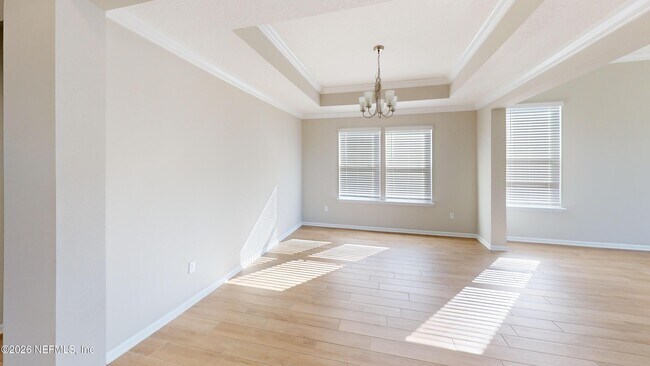 Building Photo - 15790 Whitebark Dr