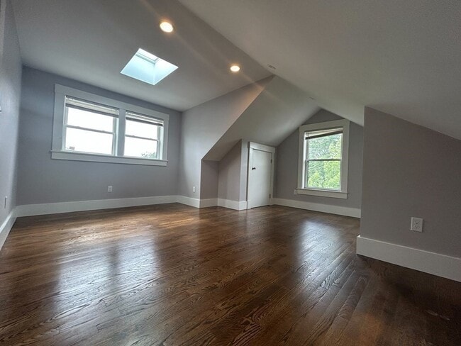 Building Photo - 191 Western Ave