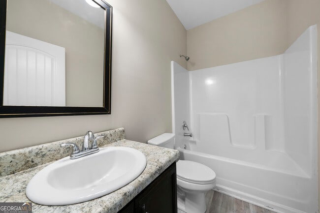 Building Photo - 147 Jackson Farms Dr