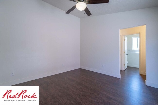 Building Photo - Spacious 3-Bed, 2-Bath Ivins Townhome – Do...