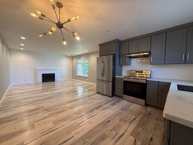 Building Photo - Remodeled, Fresh and Clean 3 Bedroom 2 Bath Home in North San Jose