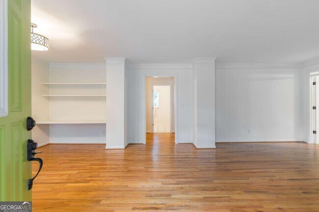 Building Photo - 2820 Hosea L Williams Dr NE