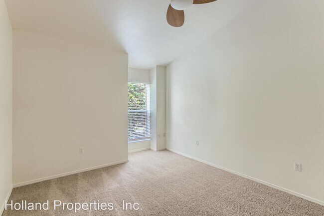 Building Photo - 3 br, 2 bath House - 8131 NE Wilkins St