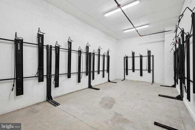 Building Photo - 828 N 2nd St