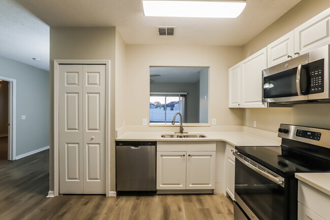Building Photo - 529 Delido Way