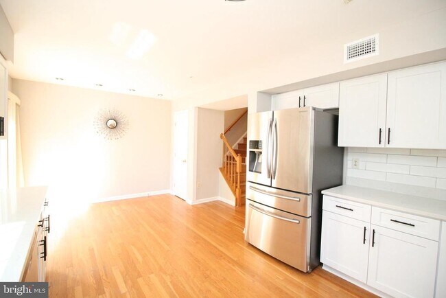 Building Photo - 10137 Treble Ct