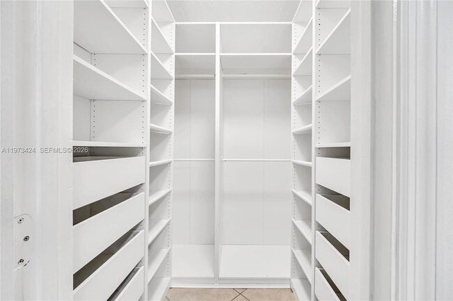 Building Photo - 151 SW 117th Ave