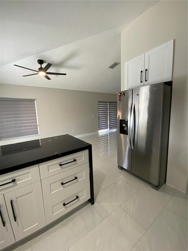 Building Photo - 30162 SW 159th Ave