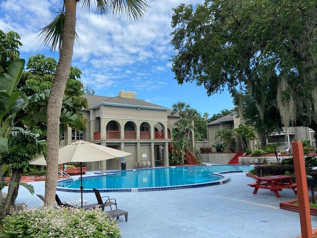 Building Photo - Mono Studio For Rent