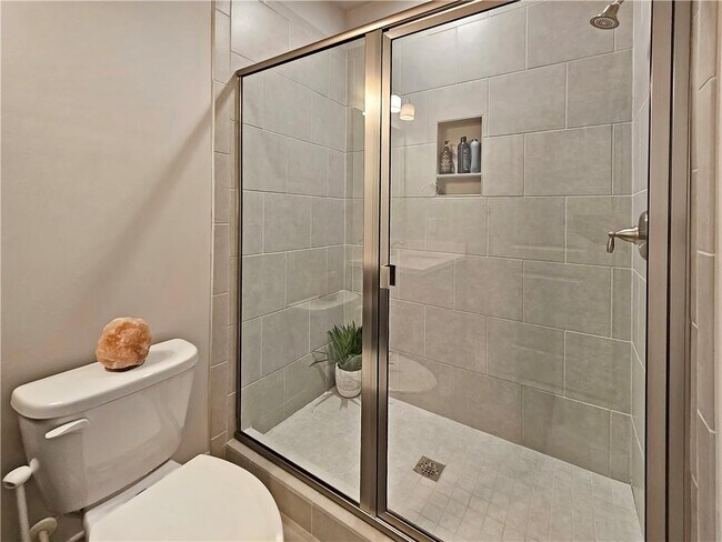 Building Photo - 2142 Coventry Dr