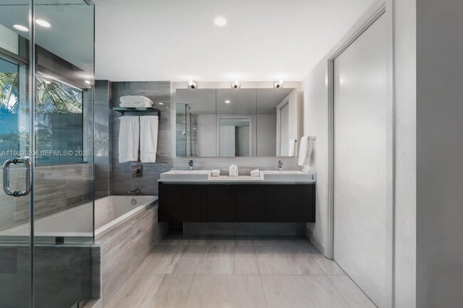 Building Photo - 1201 20th St