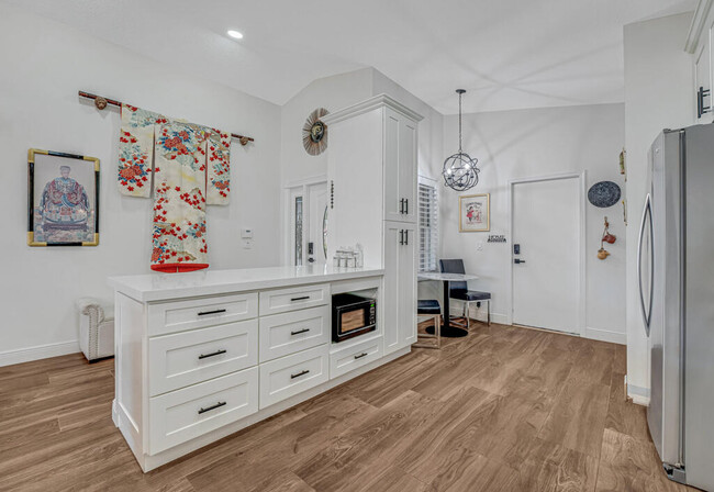 Building Photo - 9725 Cherry Blossom Ct