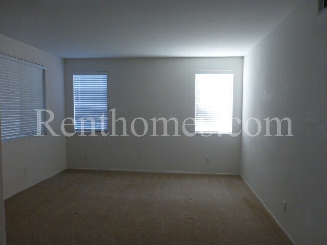 Building Photo - 3216 Canyon View Dr