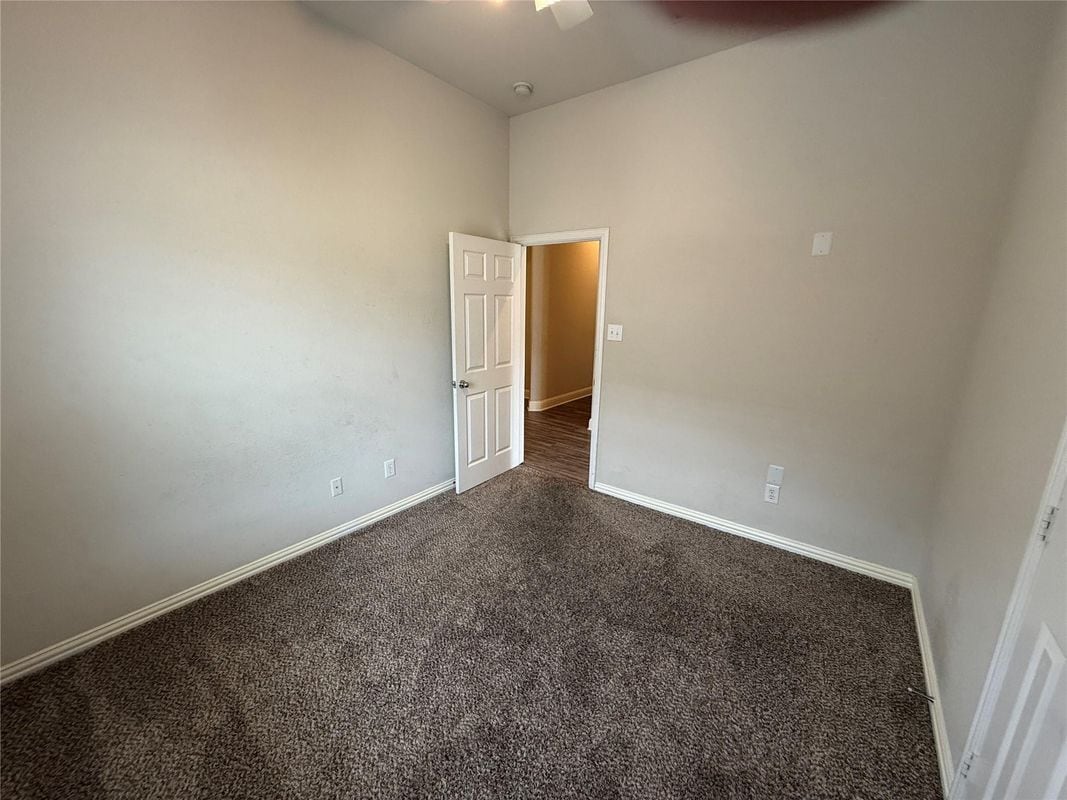 Building Photo - 7341 Chambers Ln