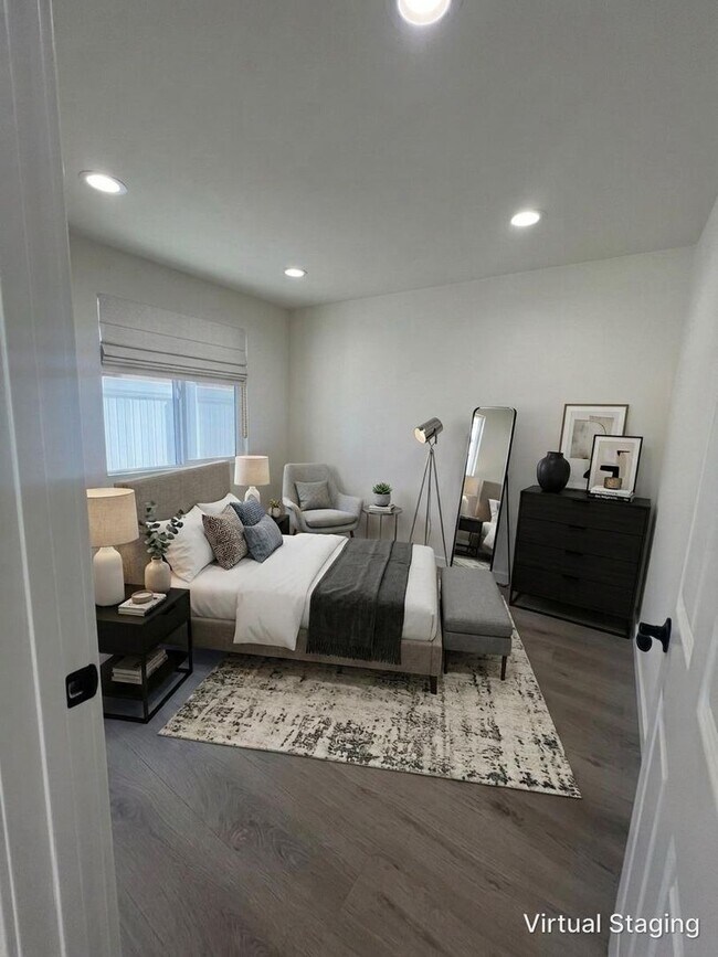 Building Photo - 7317-7321 Garden Grove Avenue