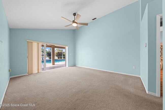 Building Photo - 908 Fostoria Dr