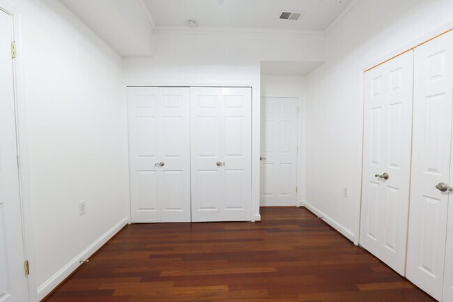 Building Photo - Welcome Home