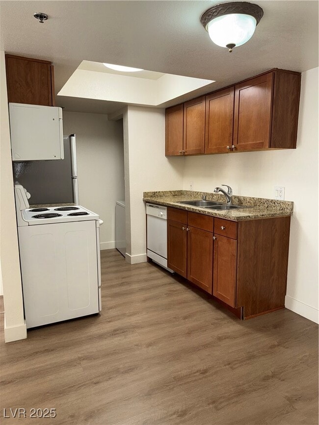 Building Photo - 4200 S Valley View Blvd