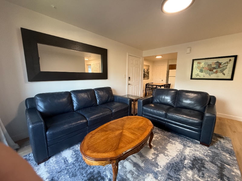 Building Photo - 284 E 600 N