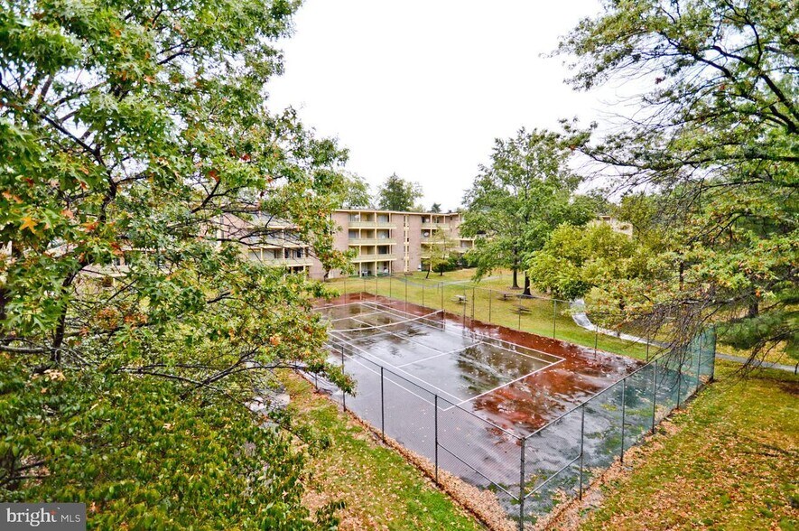 Building Photo - 7316 Donnell Pl