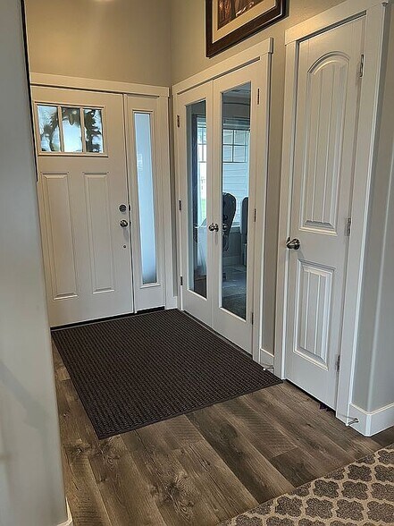 Building Photo - 846 W 3200 S